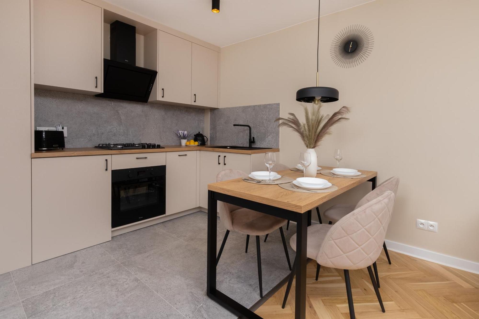 Lägenhet Stunning Srebrna With City View By Renters Warszawa